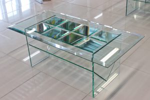 Купить стеклянный стол
